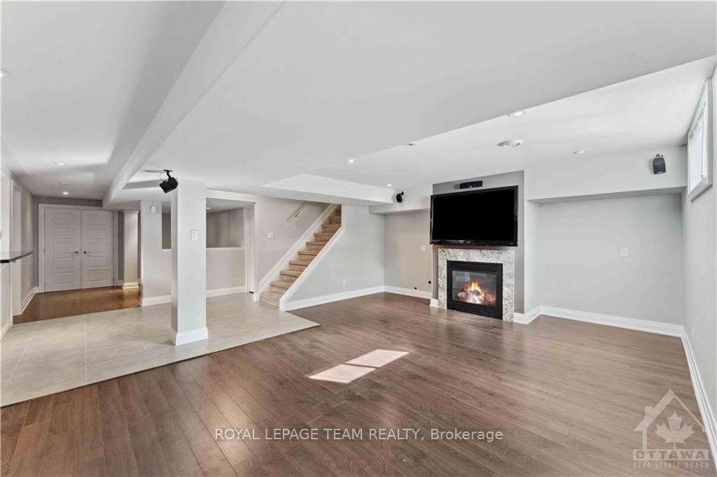 Photo 5 of 1027 Red Spruce Street, Ottawa, Riverside South/Gloucester Glen — HOMEH