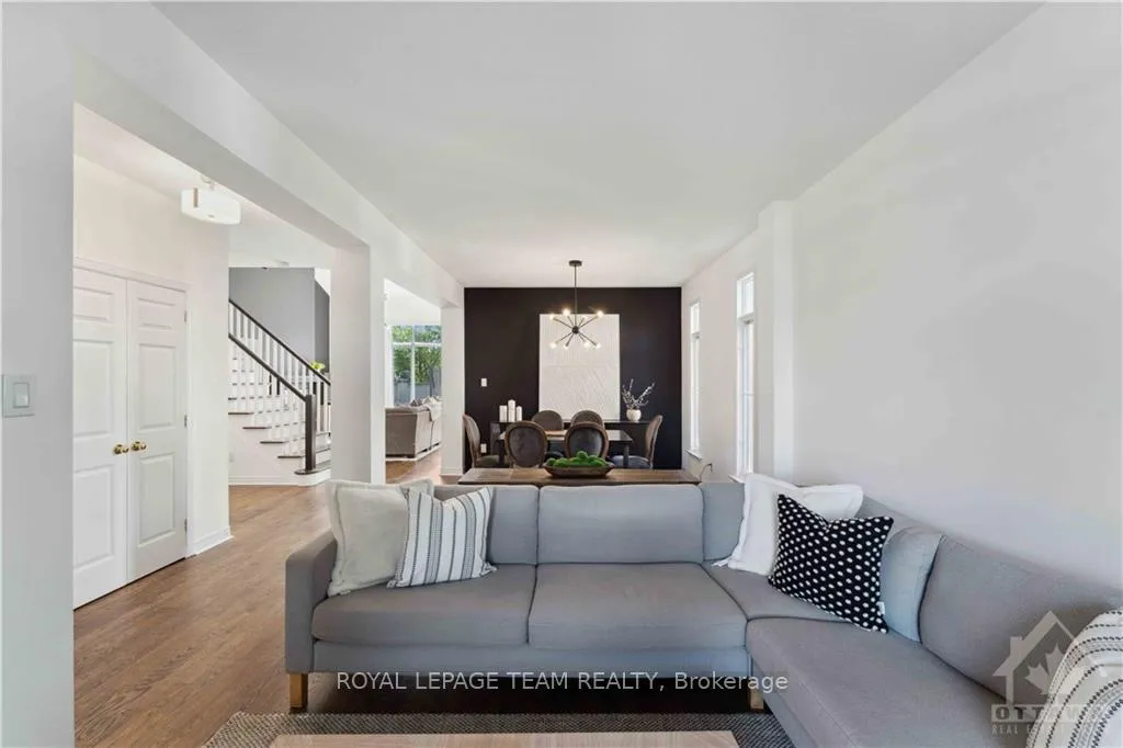Photo 6 of 1027 Red Spruce Street, Ottawa, Riverside South/Gloucester Glen — HOMEH