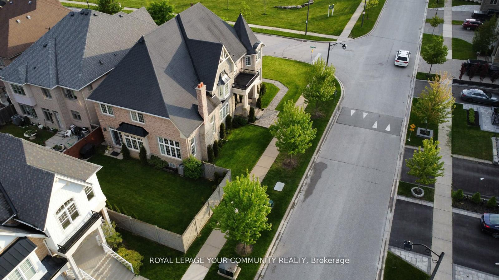 Photo 6 of 1 Terry View Crescent, King, King City — HOMEH