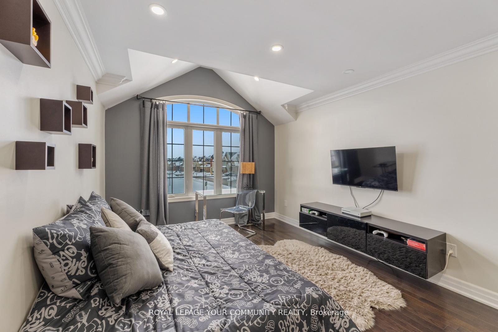 Photo 16 of 1 Terry View Crescent, King, King City — HOMEH