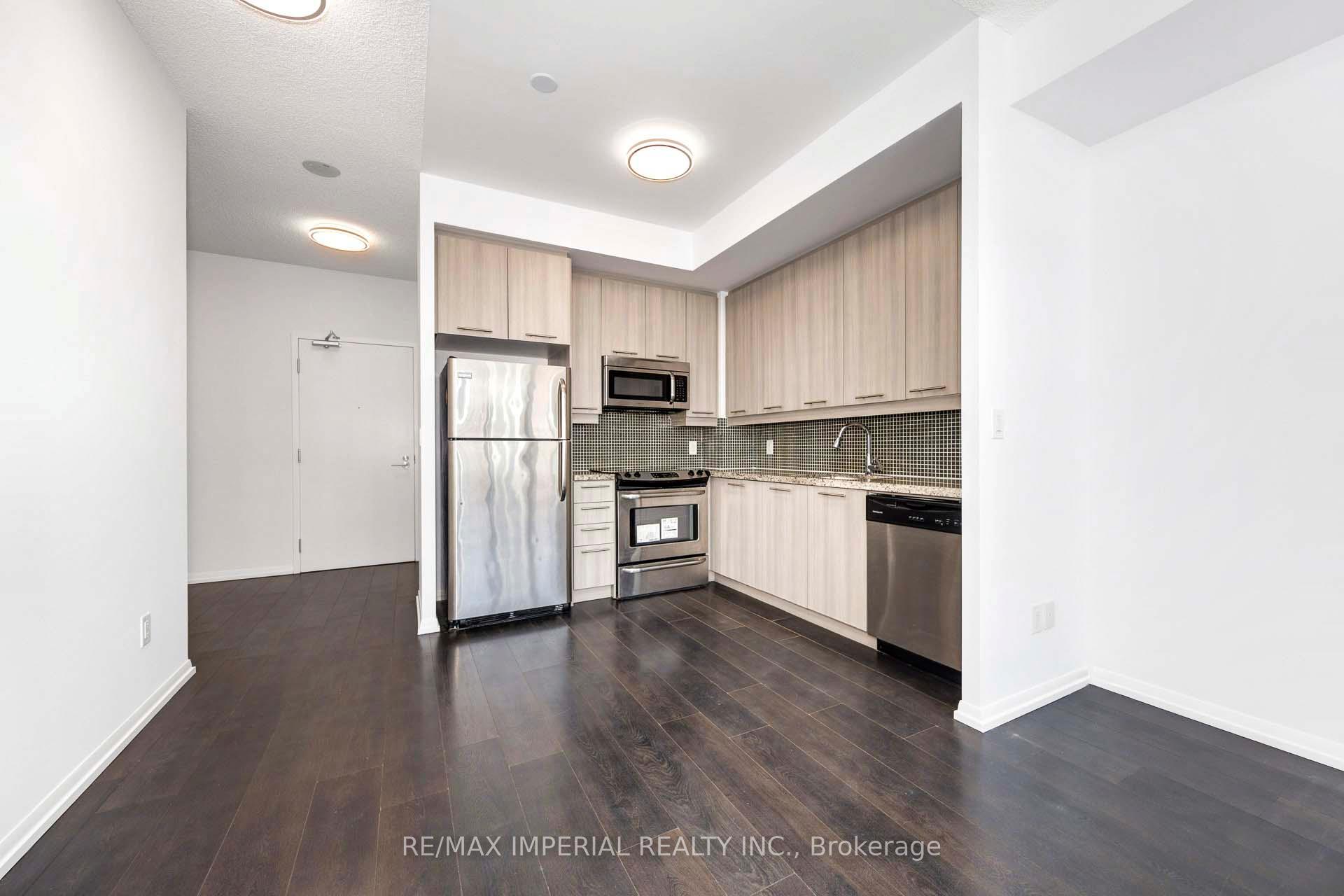 Photo 8 of Unit 530, 540 Bur Oak Avenue, Markham, Berczy — HOMEH