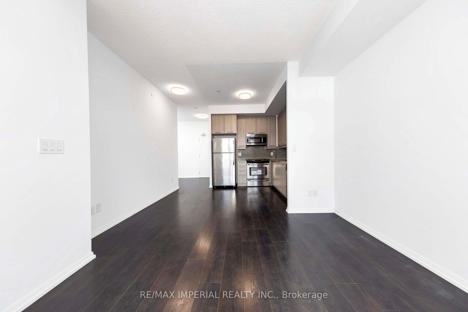 Photo 5 of Unit 530, 540 Bur Oak Avenue, Markham, Berczy — HOMEH
