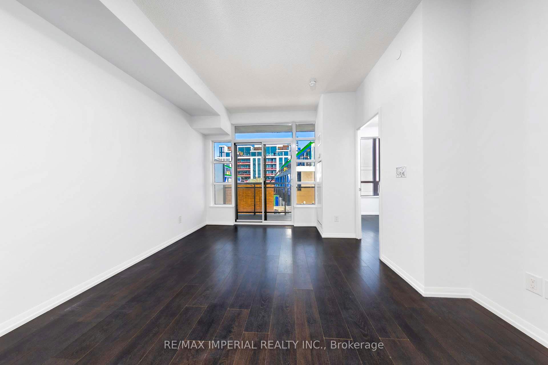 Photo 7 of Unit 530, 540 Bur Oak Avenue, Markham, Berczy — HOMEH