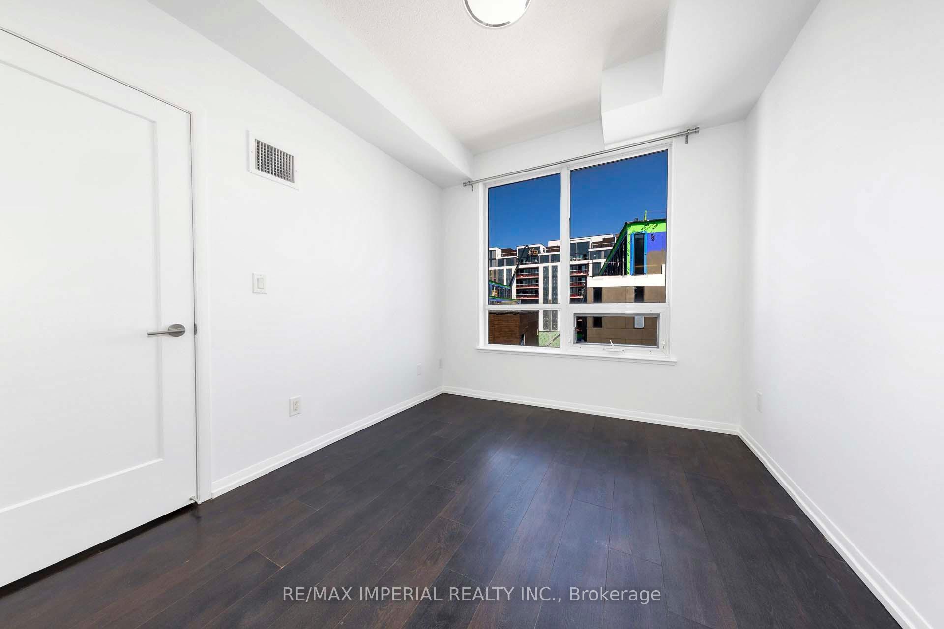 Photo 11 of Unit 530, 540 Bur Oak Avenue, Markham, Berczy — HOMEH