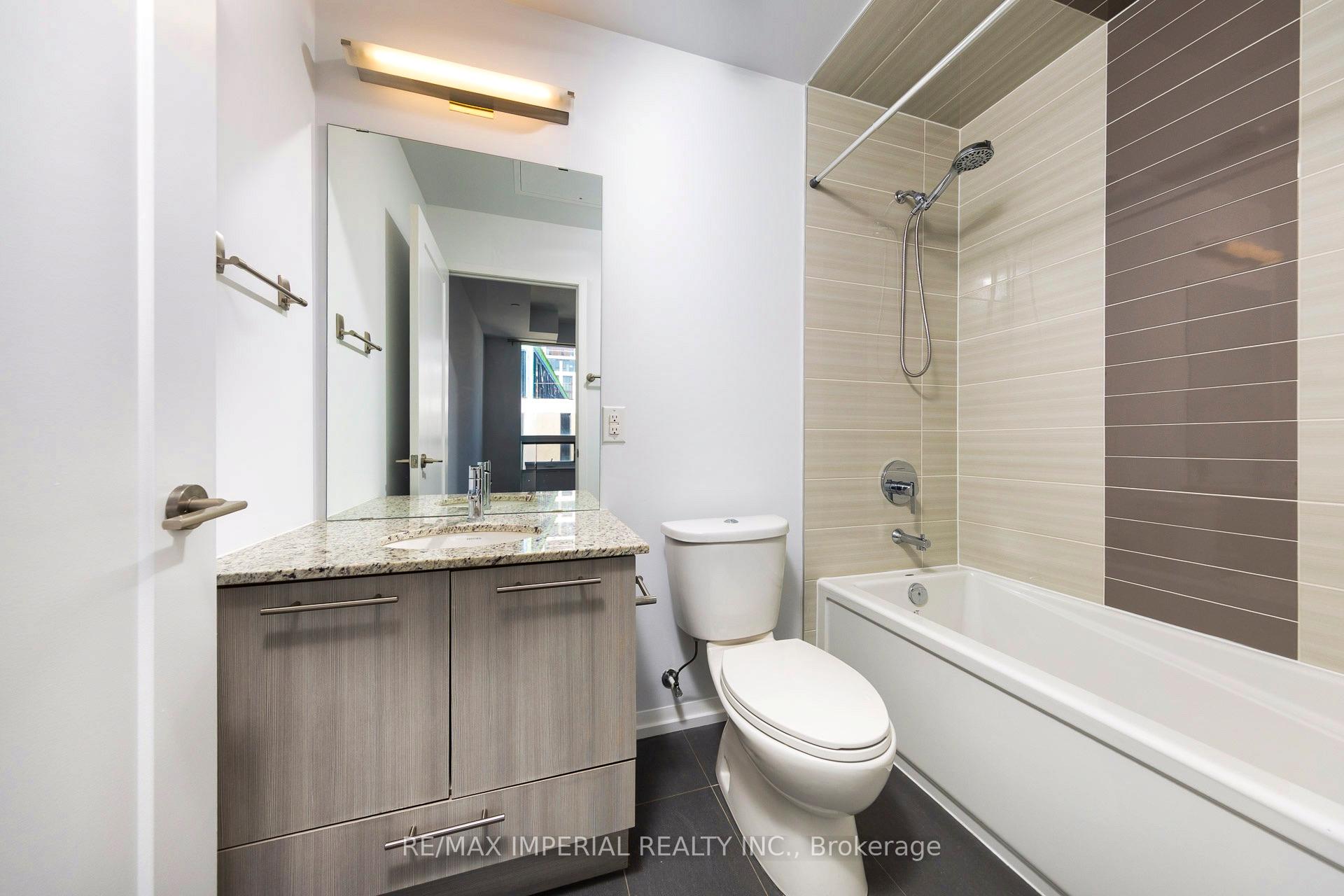 Photo 17 of Unit 530, 540 Bur Oak Avenue, Markham, Berczy — HOMEH