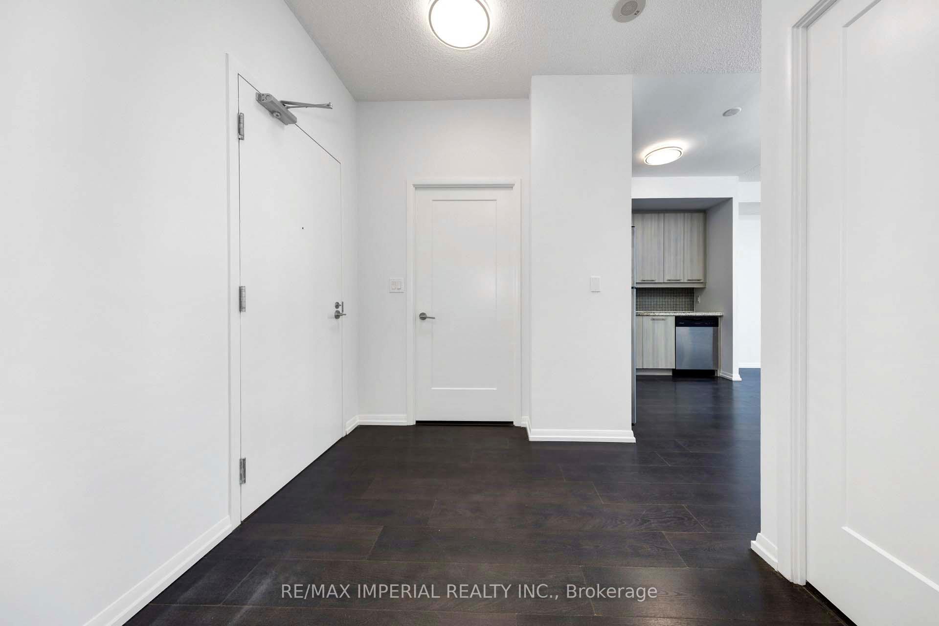 Photo 15 of Unit 530, 540 Bur Oak Avenue, Markham, Berczy — HOMEH
