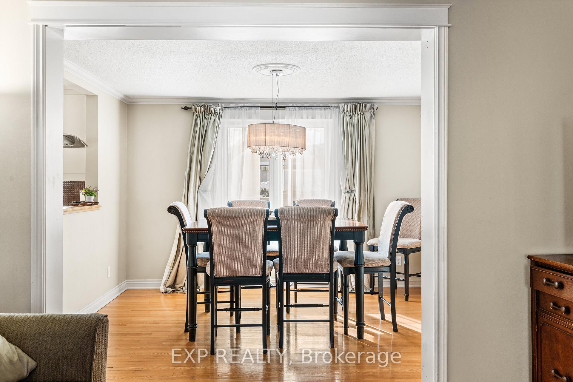 Photo 10 of 2389 Ogilvie Road E, Ottawa, Beacon Hill North — HOMEH