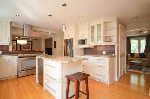 Photo 11 of 2389 Ogilvie Road E, Ottawa, Beacon Hill North — HOMEH