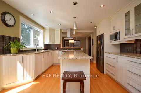 Photo 12 of 2389 Ogilvie Road E, Ottawa, Beacon Hill North — HOMEH