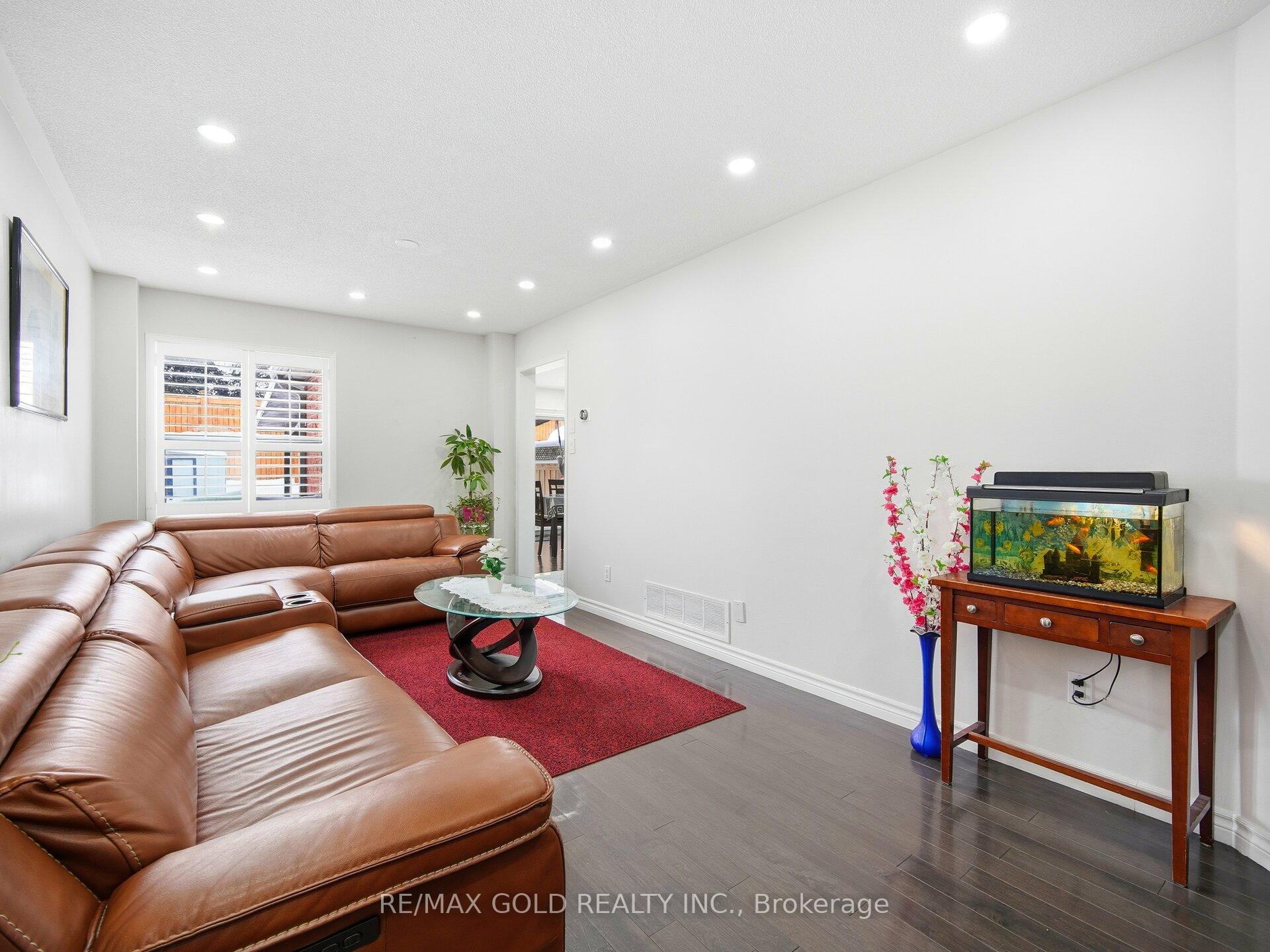 Photo 46 of 151 Clover Bloom Road, Brampton, Sandringham-Wellington — HOMEH