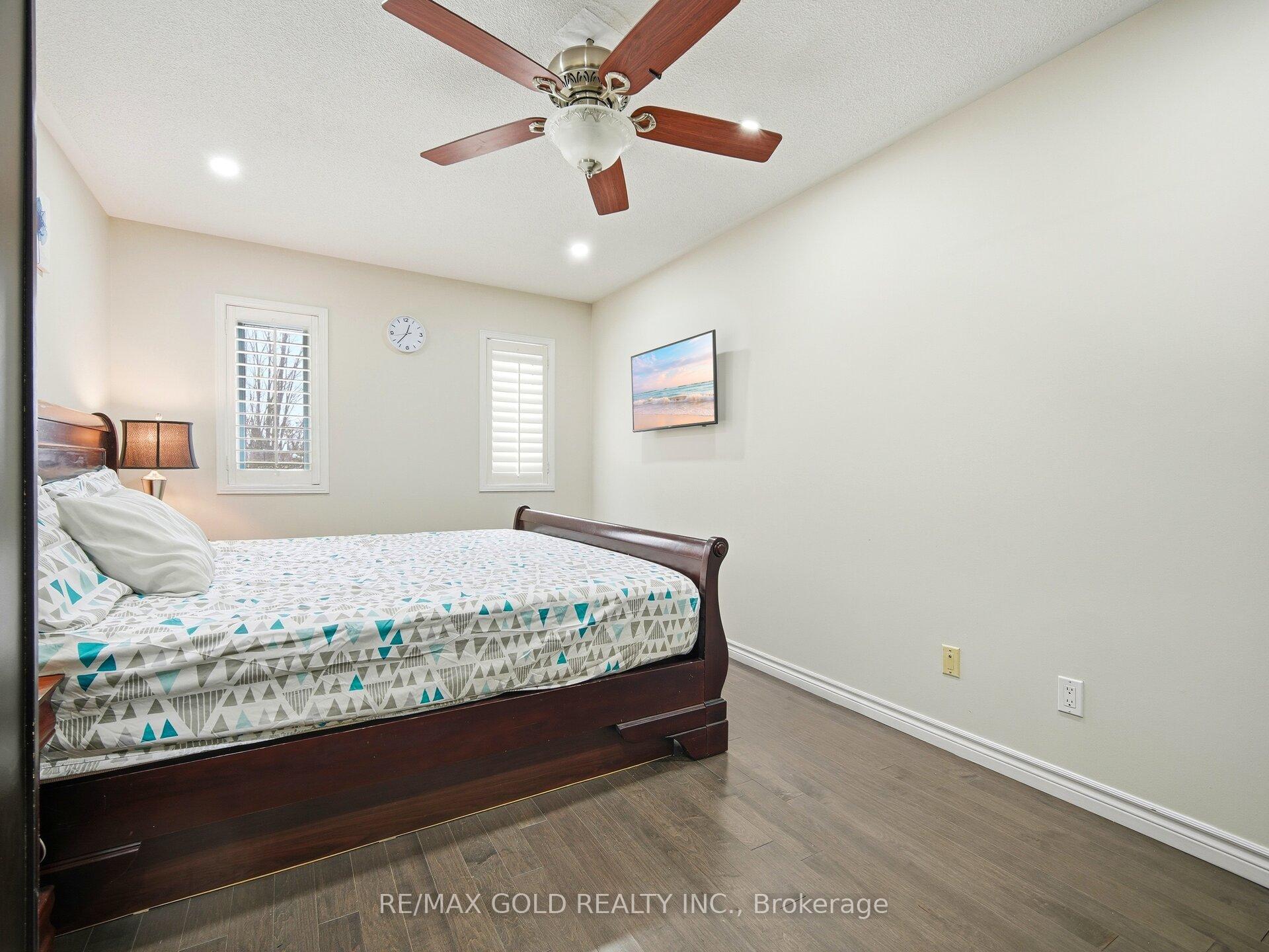 Photo 17 of 151 Clover Bloom Road, Brampton, Sandringham-Wellington — HOMEH