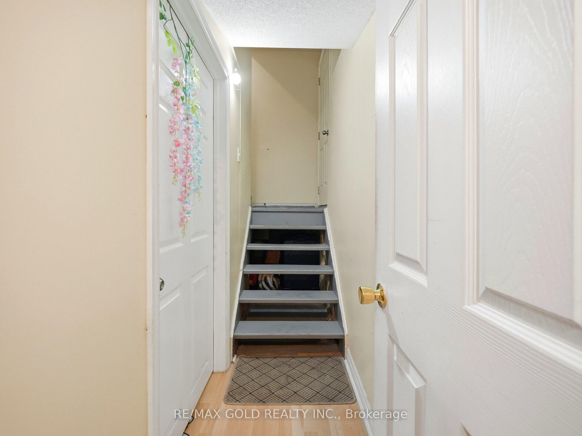 Photo 16 of 151 Clover Bloom Road, Brampton, Sandringham-Wellington — HOMEH