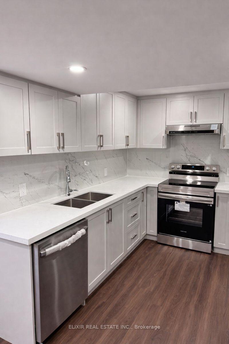 Photo 5 of 13 Kalmia Road, Brampton, Credit Valley — HOMEH