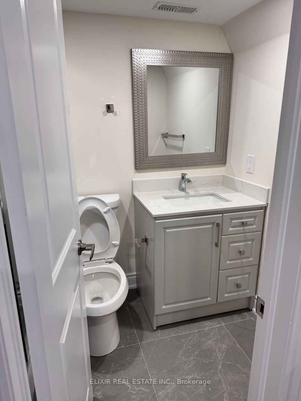 Photo 4 of 13 Kalmia Road, Brampton, Credit Valley — HOMEH