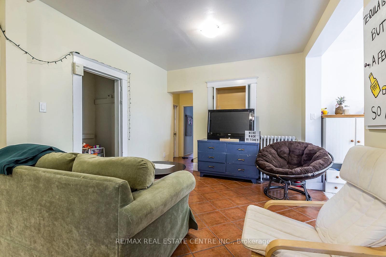 Photo 4 of 133 Albert Street, Waterloo — HOMEH