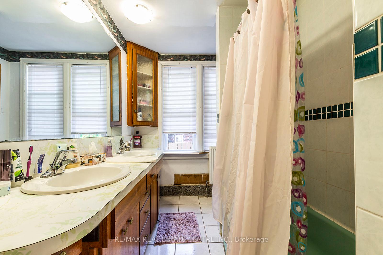 Photo 7 of 133 Albert Street, Waterloo — HOMEH