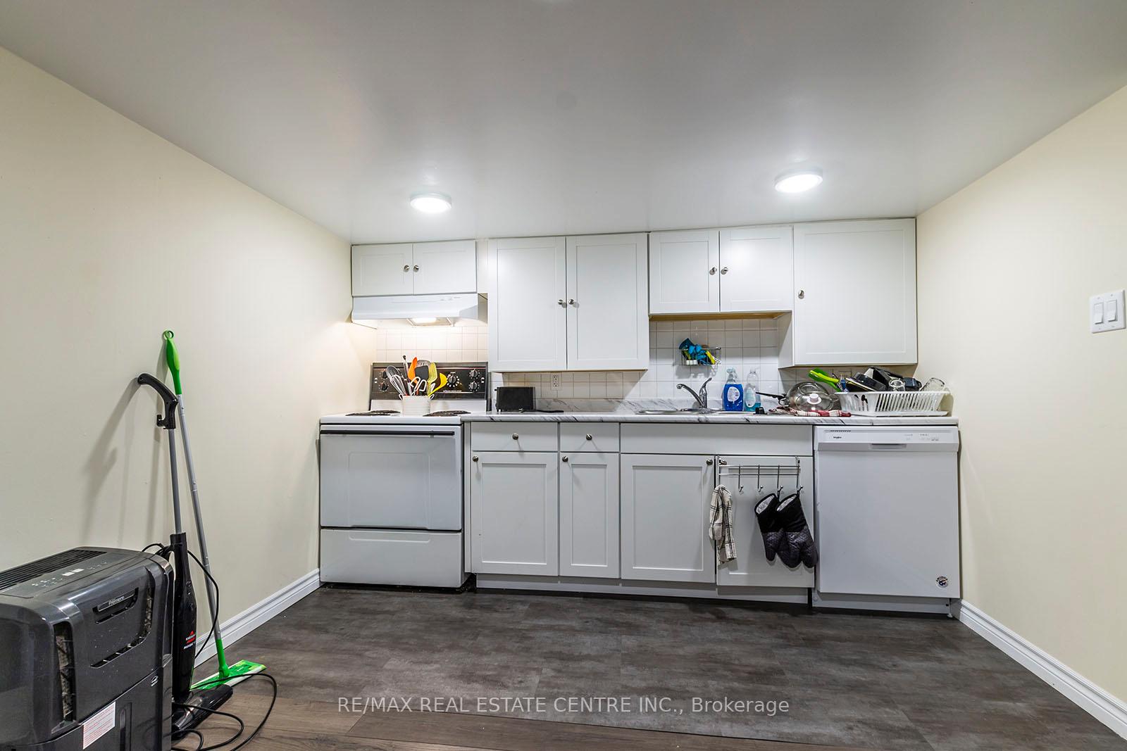 Photo 20 of 133 Albert Street, Waterloo — HOMEH