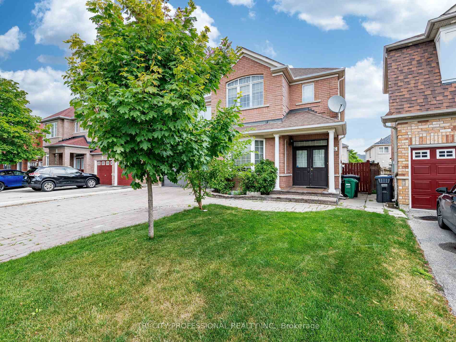 Photo 16 of 26 Tangleridge Boulevard, Brampton, Sandringham-Wellington — HOMEH