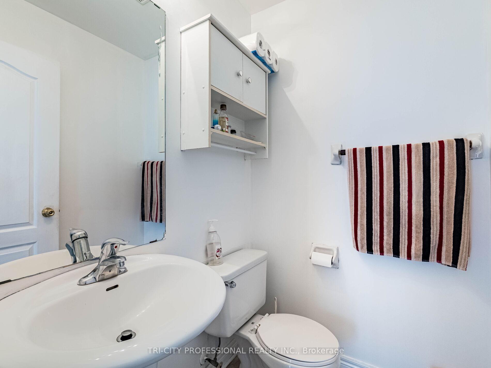 Photo 7 of 26 Tangleridge Boulevard, Brampton, Sandringham-Wellington — HOMEH