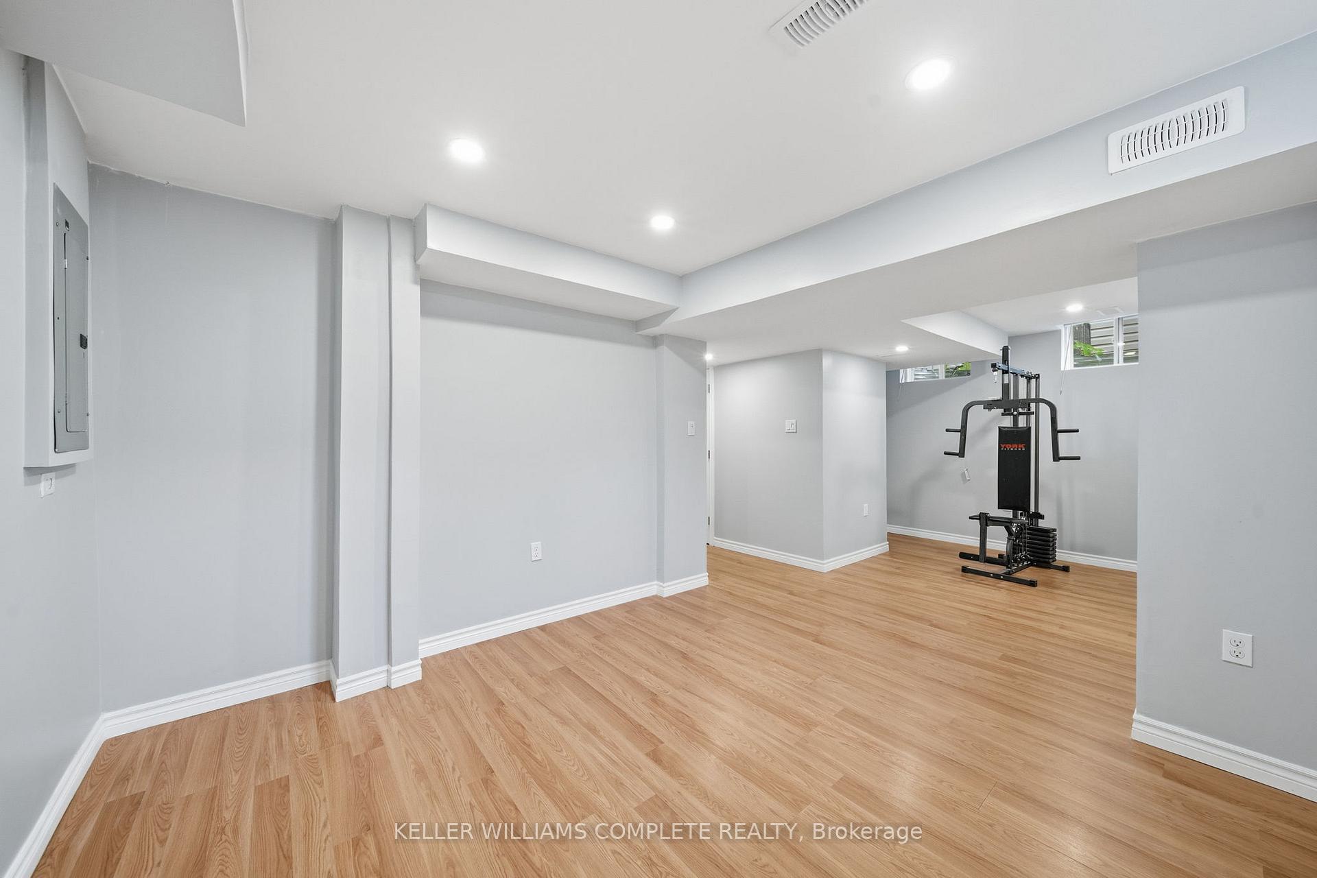 Photo 22 of 31 Gowland Drive, Hamilton, Binbrook — HOMEH