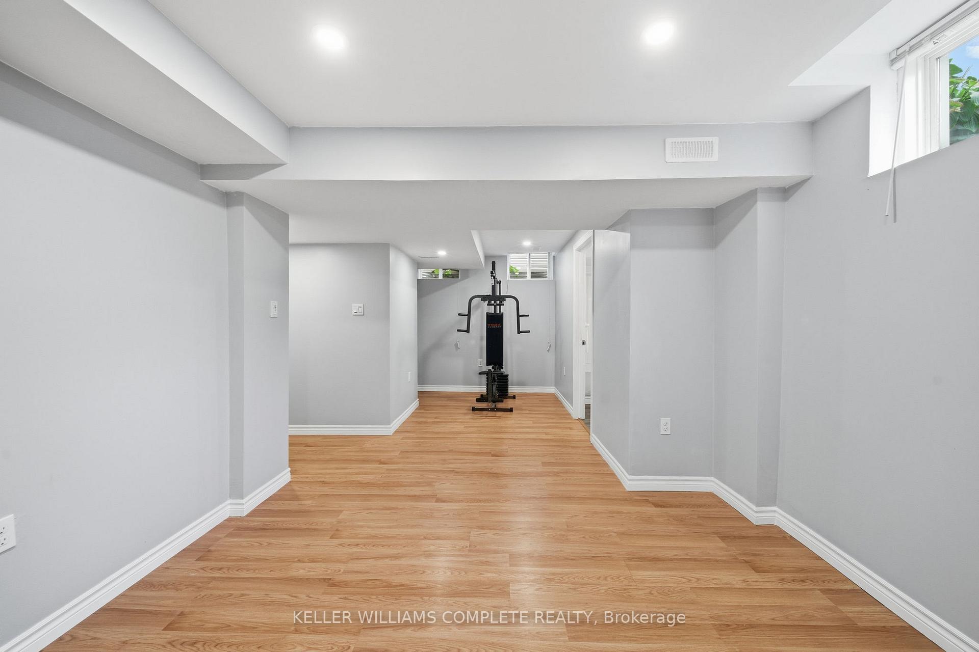 Photo 23 of 31 Gowland Drive, Hamilton, Binbrook — HOMEH