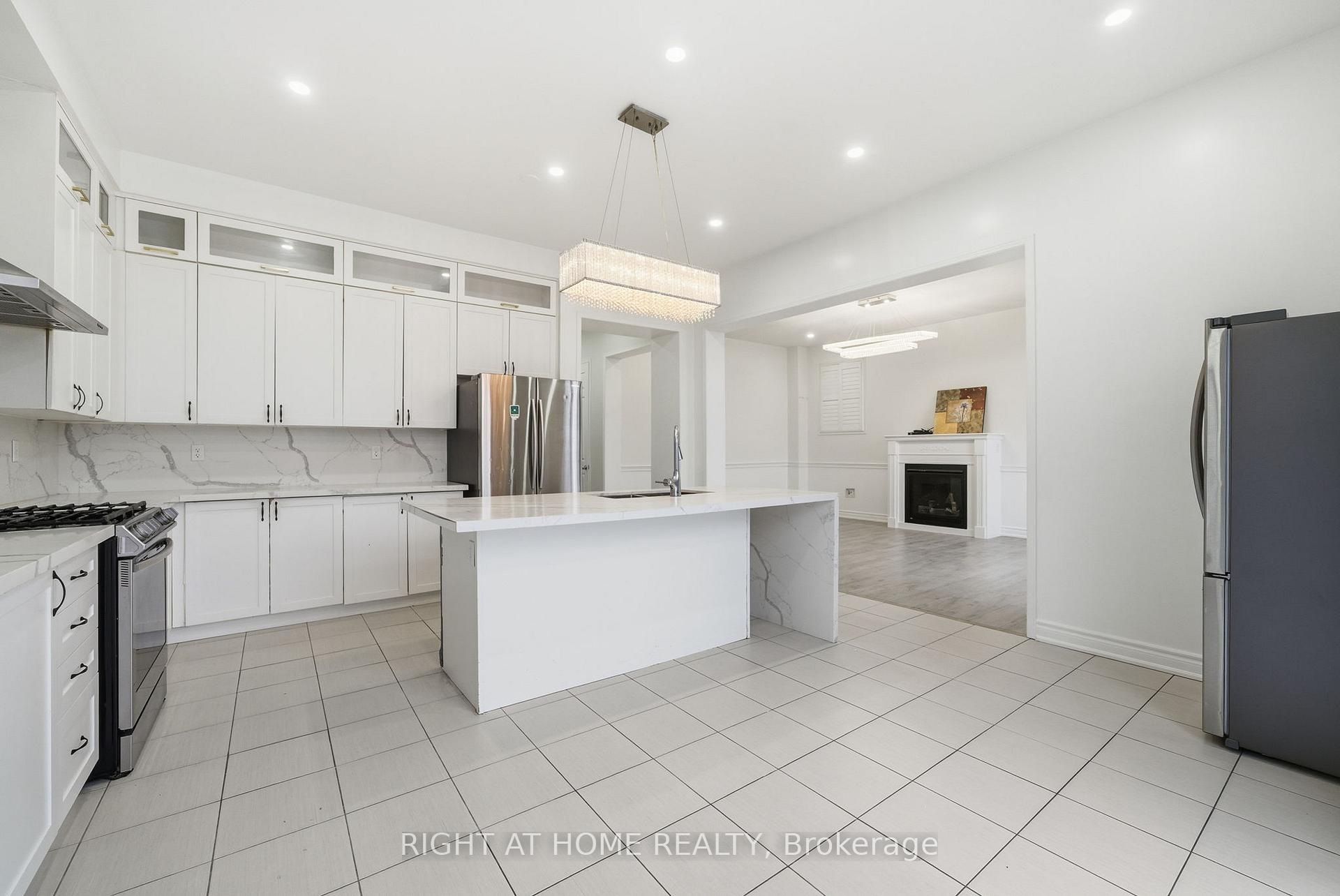 Photo 15 of Unit Main & Second Floor, 265 South Ocean Drive, Oshawa, Windfields — HOMEH