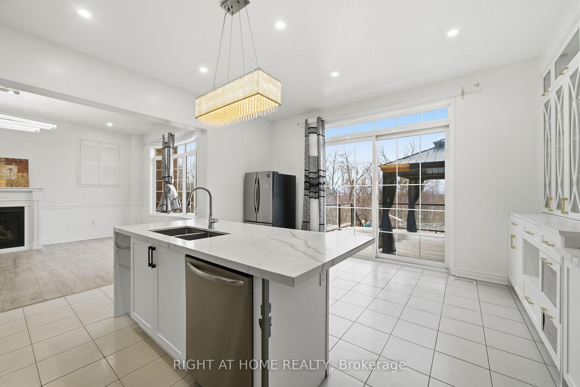 Photo 34 of Unit Main & Second Floor, 265 South Ocean Drive, Oshawa, Windfields — HOMEH