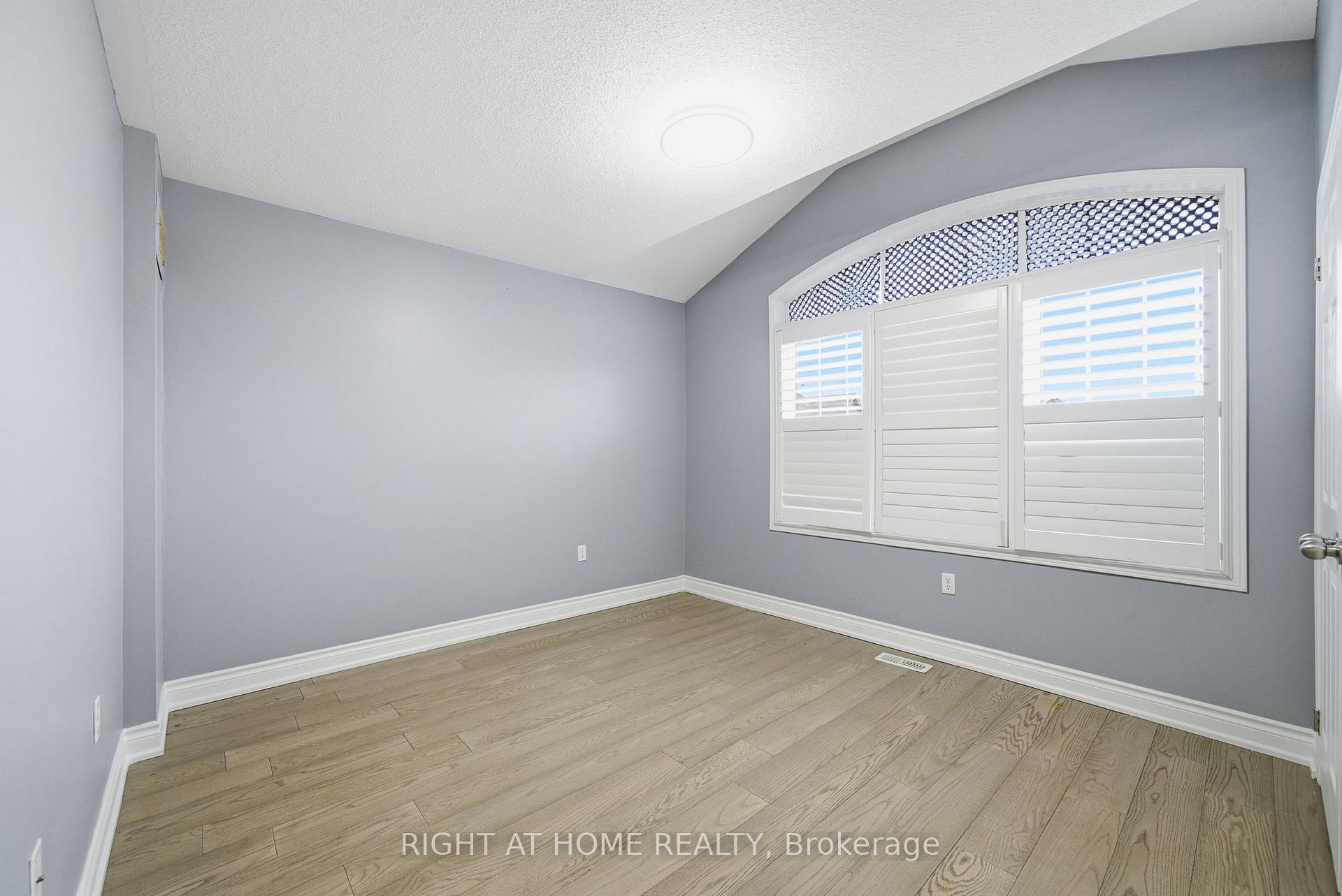Photo 24 of Unit Main & Second Floor, 265 South Ocean Drive, Oshawa, Windfields — HOMEH