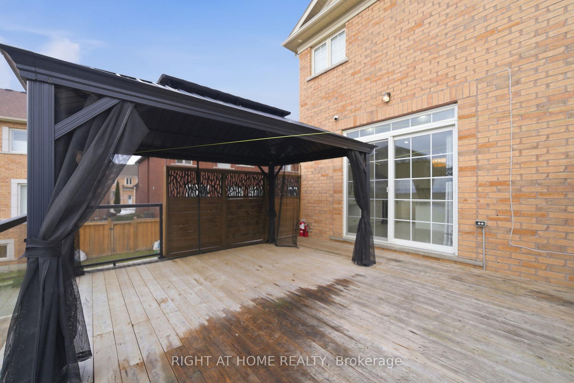 Photo 38 of Unit Main & Second Floor, 265 South Ocean Drive, Oshawa, Windfields — HOMEH