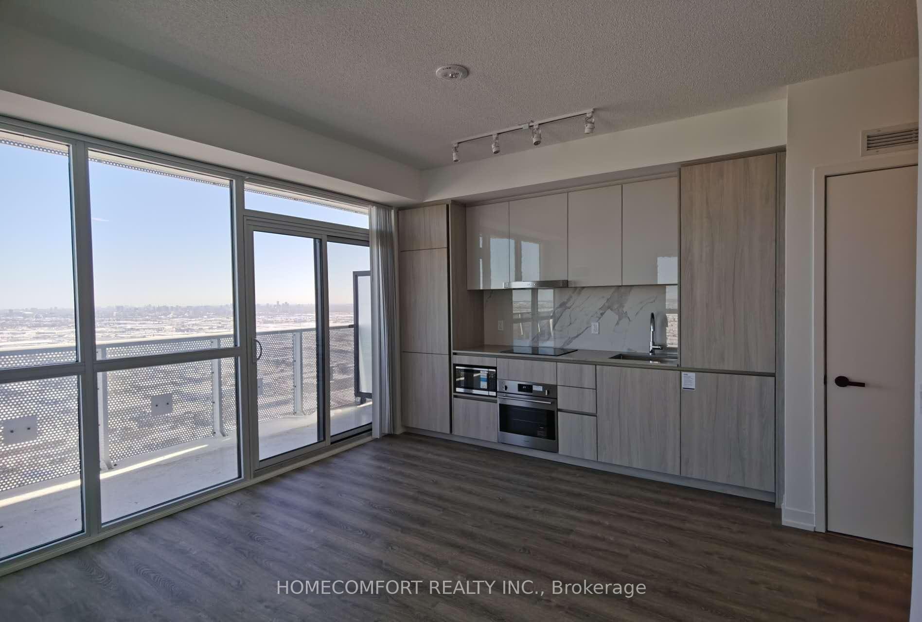 Photo 6 of Unit 5506, 8 Interchange Way, Vaughan, Vaughan Corporate Centre — HOMEH