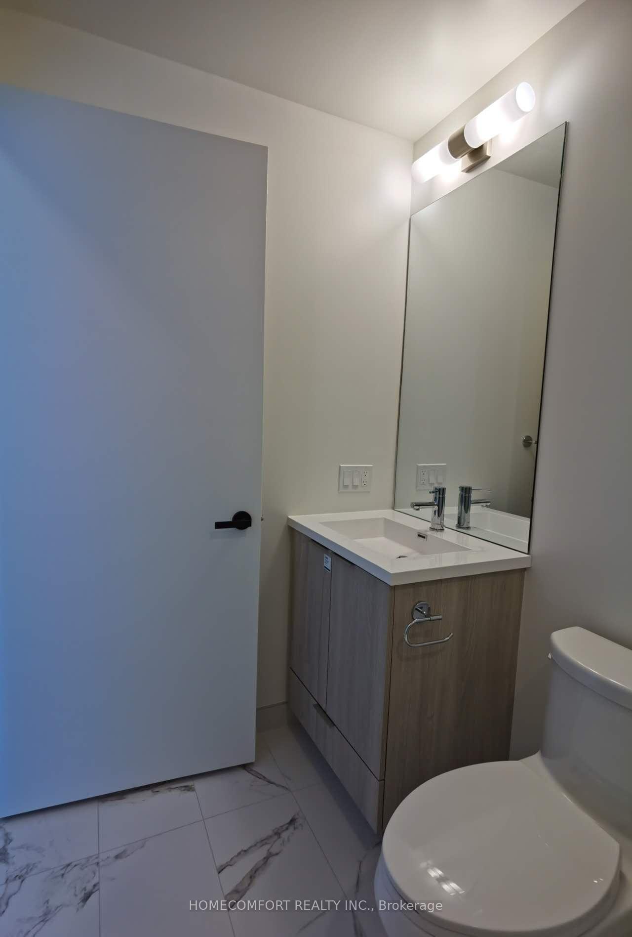 Photo 9 of Unit 5506, 8 Interchange Way, Vaughan, Vaughan Corporate Centre — HOMEH