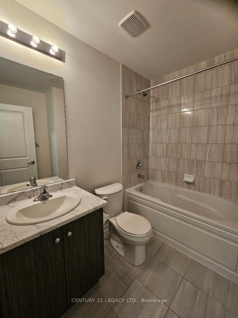 Photo 8 of Unit 70, 80 Knotsberry Circle, Brampton, Bram West — HOMEH