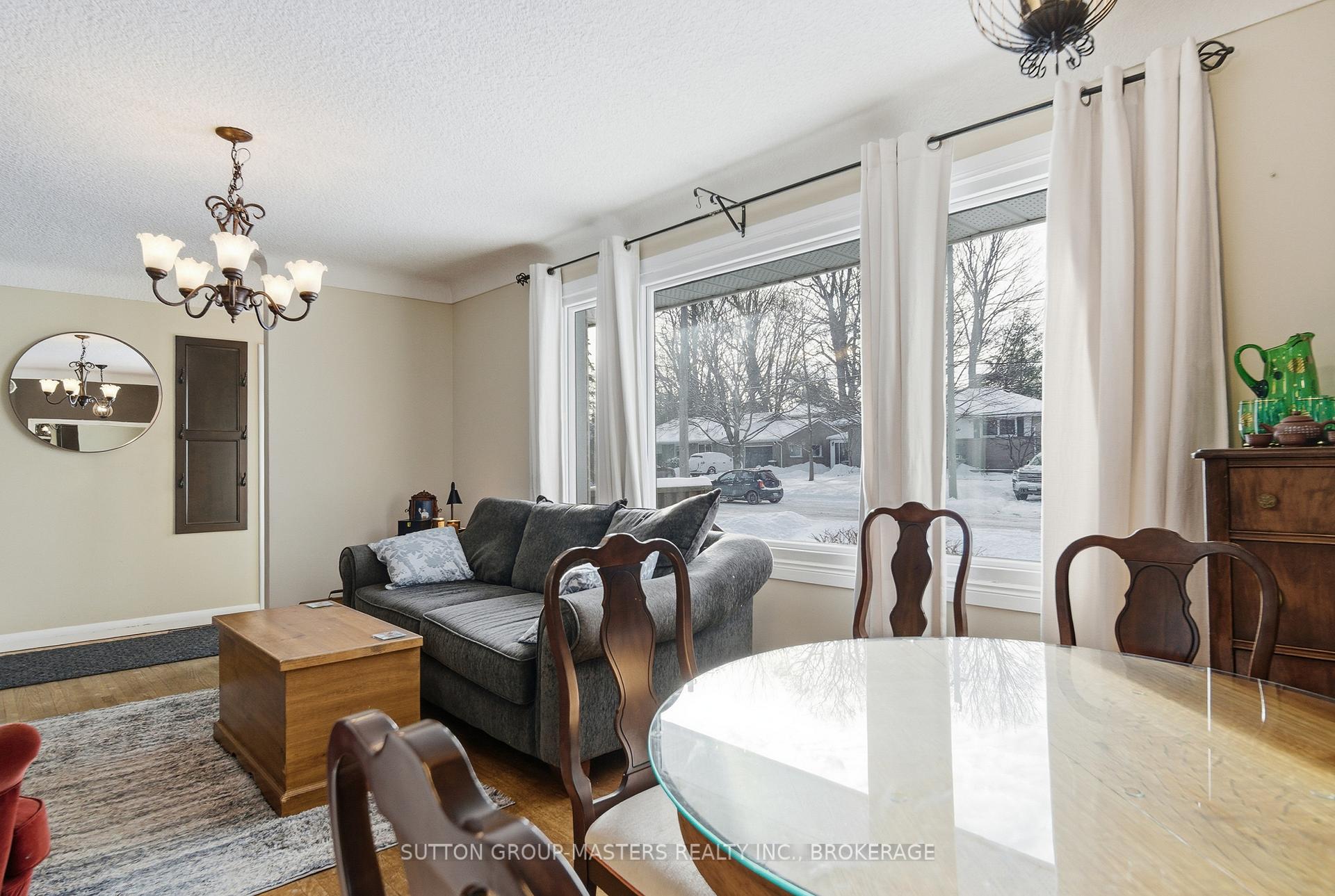 Photo 14 of 398 Mcewen Drive, Kingston, City Southwest — HOMEH