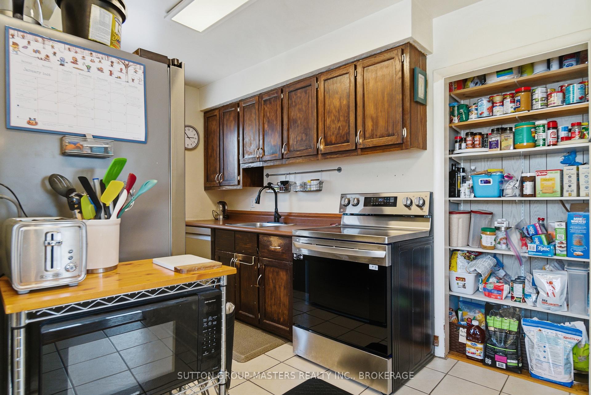 Photo 17 of 398 Mcewen Drive, Kingston, City Southwest — HOMEH