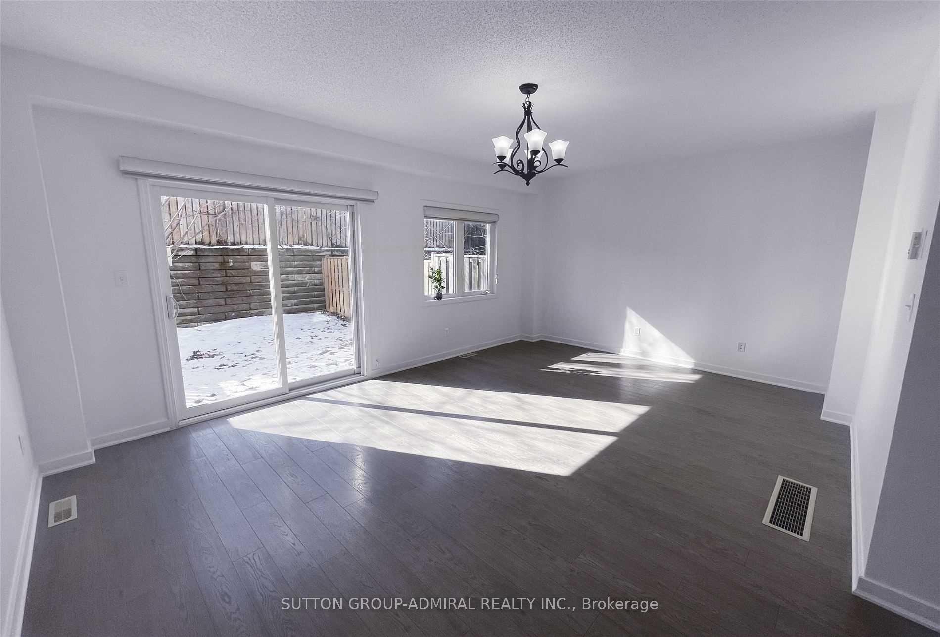 Photo 8 of Unit 35, 175 Stanley Street, Barrie, East Bayfield — HOMEH