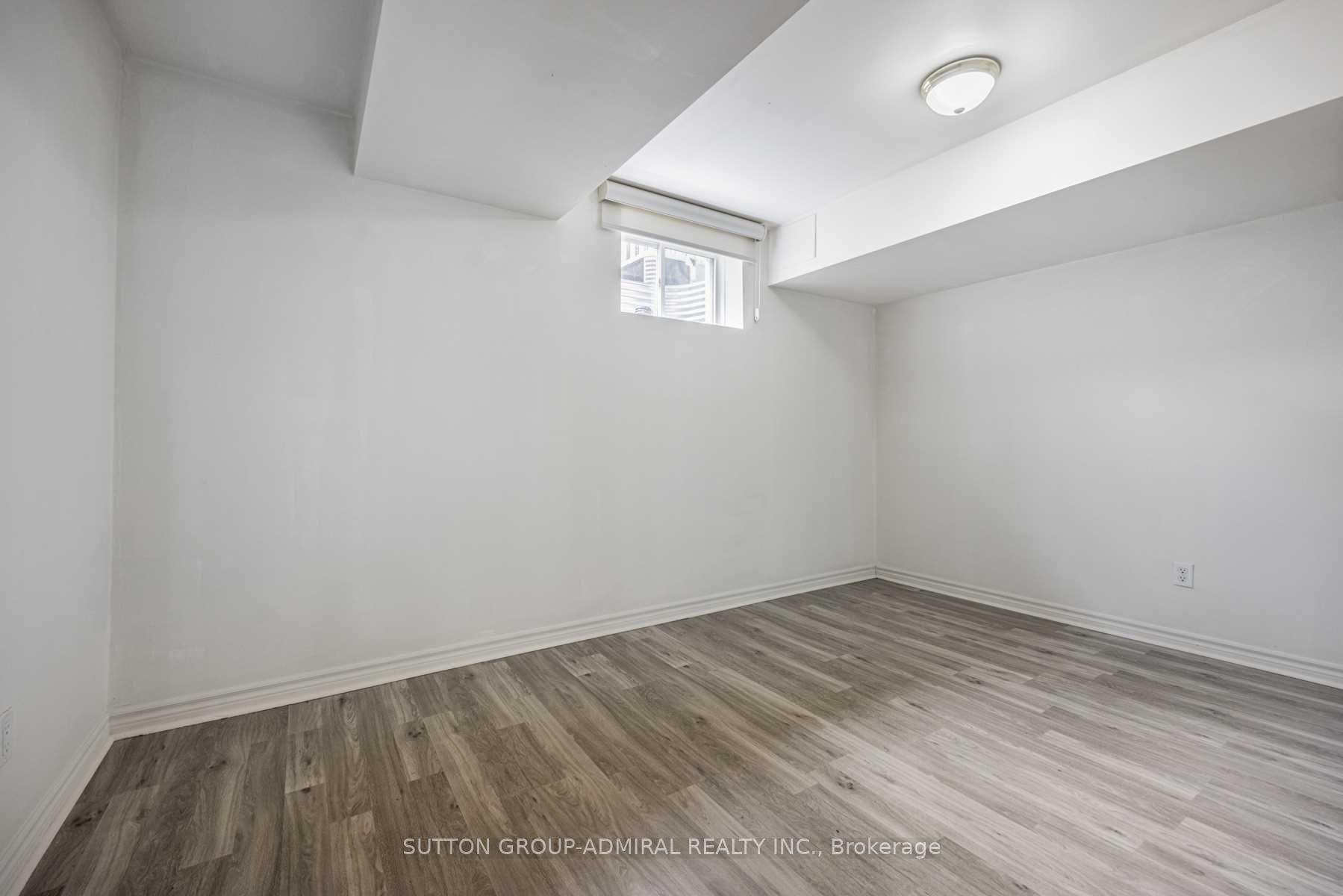 Photo 31 of Unit 35, 175 Stanley Street, Barrie, East Bayfield — HOMEH