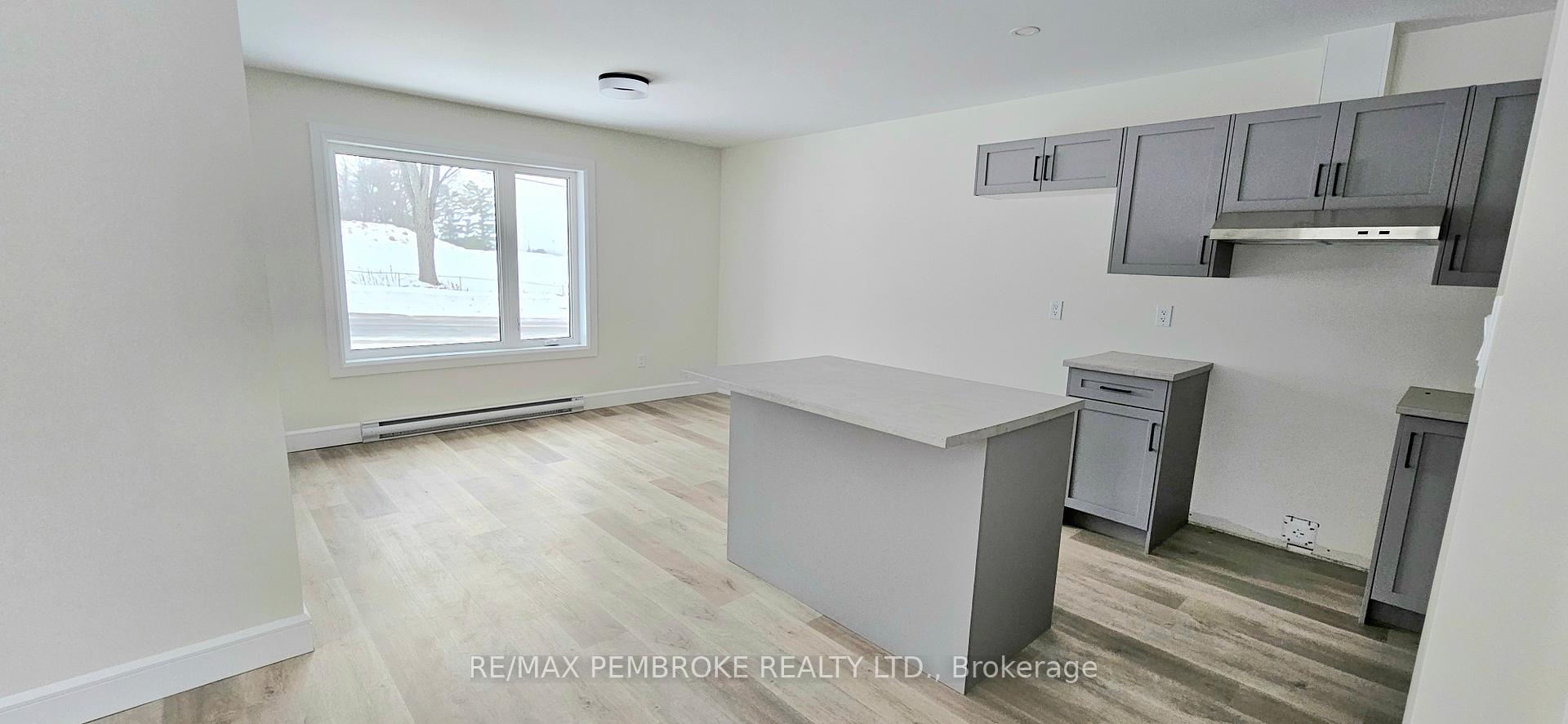 Photo 3 of 135 Bell Street, Pembroke — HOMEH