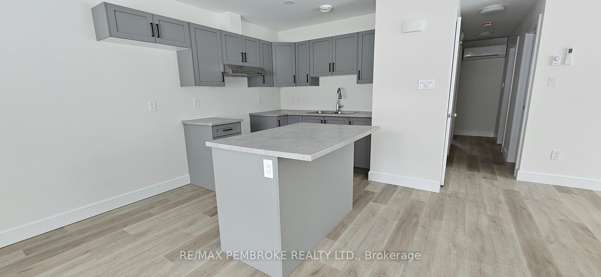 Photo 4 of 135 Bell Street, Pembroke — HOMEH