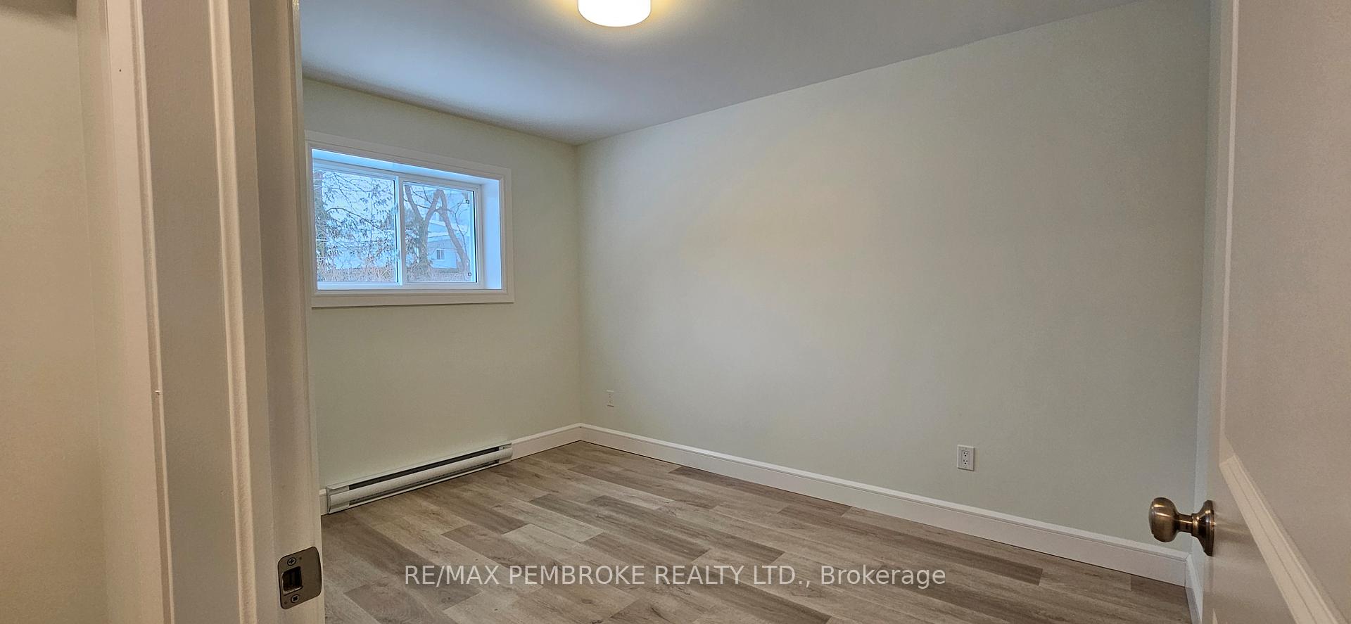 Photo 11 of 135 Bell Street, Pembroke — HOMEH