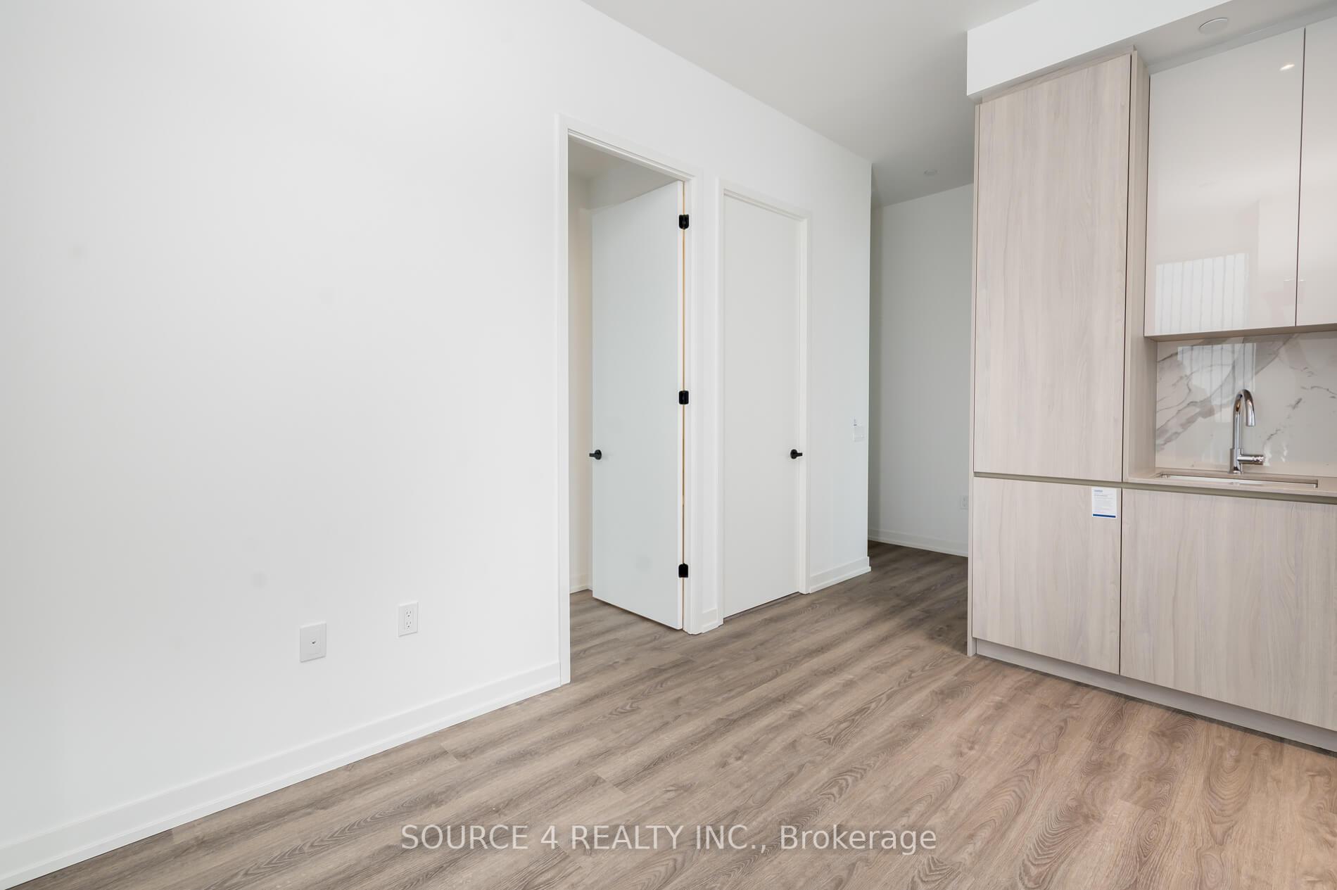 Photo 8 of Unit 3609, 8 Interchange Way, Vaughan, Vaughan Corporate Centre — HOMEH