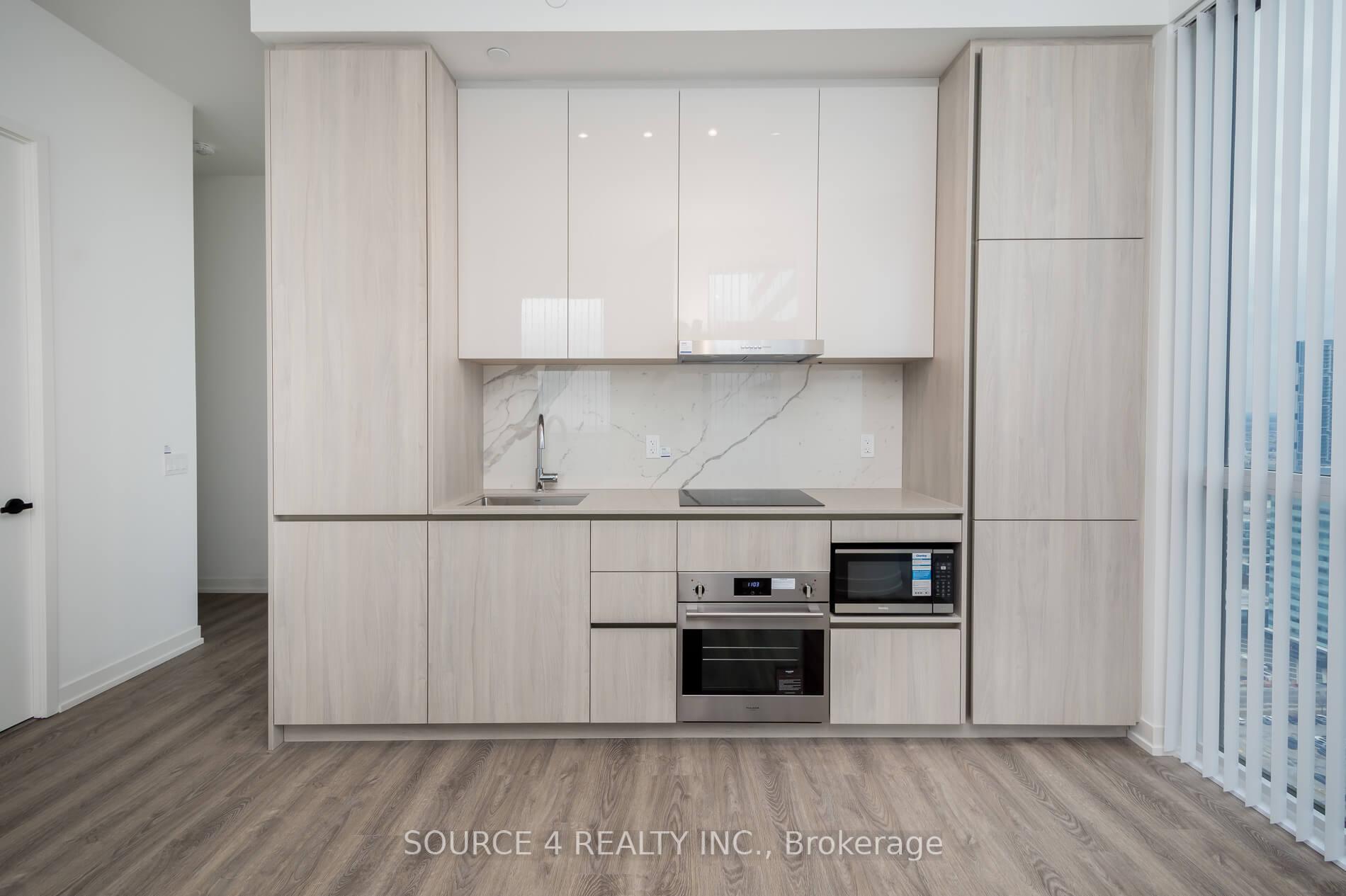 Photo 2 of Unit 3609, 8 Interchange Way, Vaughan, Vaughan Corporate Centre — HOMEH