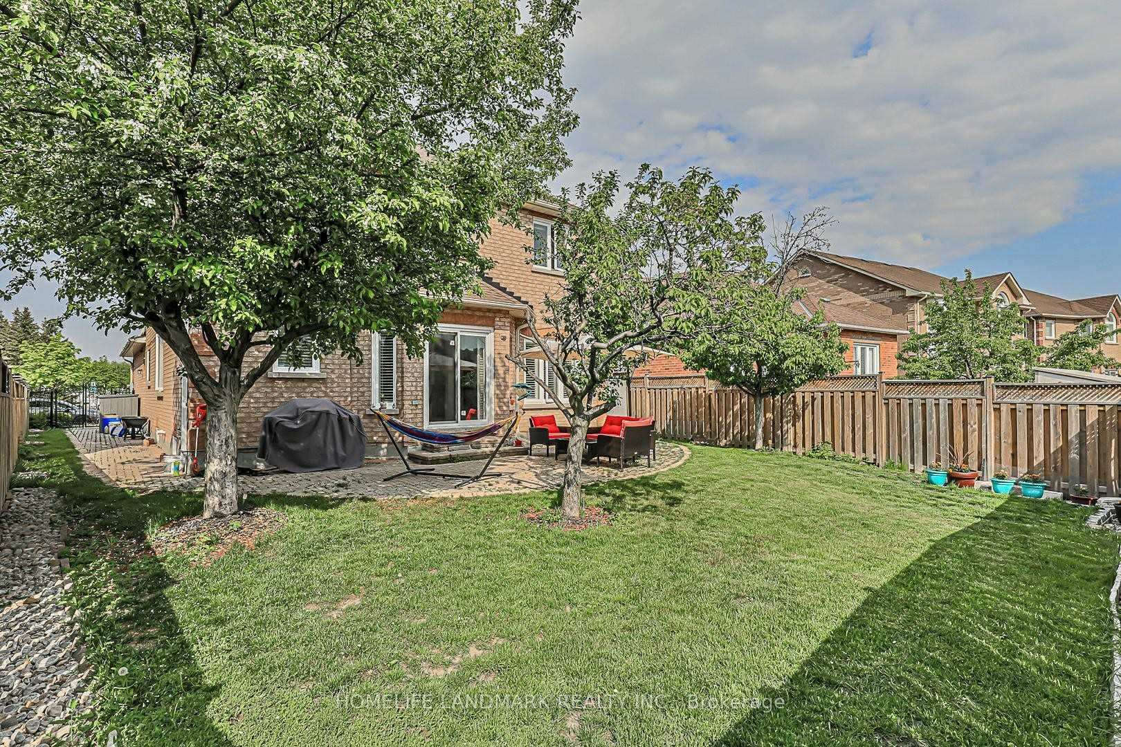 Photo 26 of 72 Avro Road, Vaughan, Maple — HOMEH