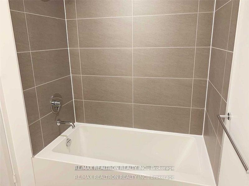 Photo 10 of Unit 706, 898 Portage Parkway, Vaughan, Vaughan Corporate Centre — HOMEH