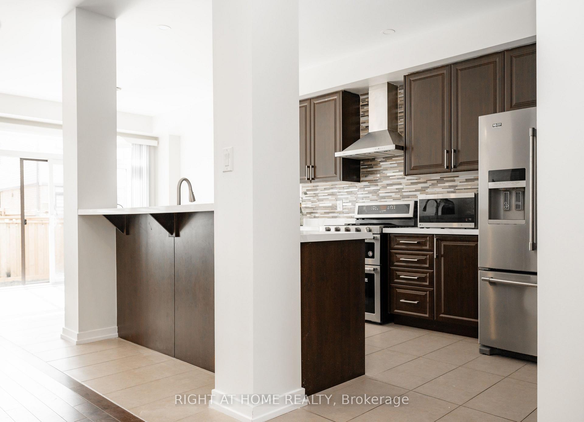 Photo 14 of 51 Bedrock Drive, Hamilton, Stoney Creek Mountain — HOMEH