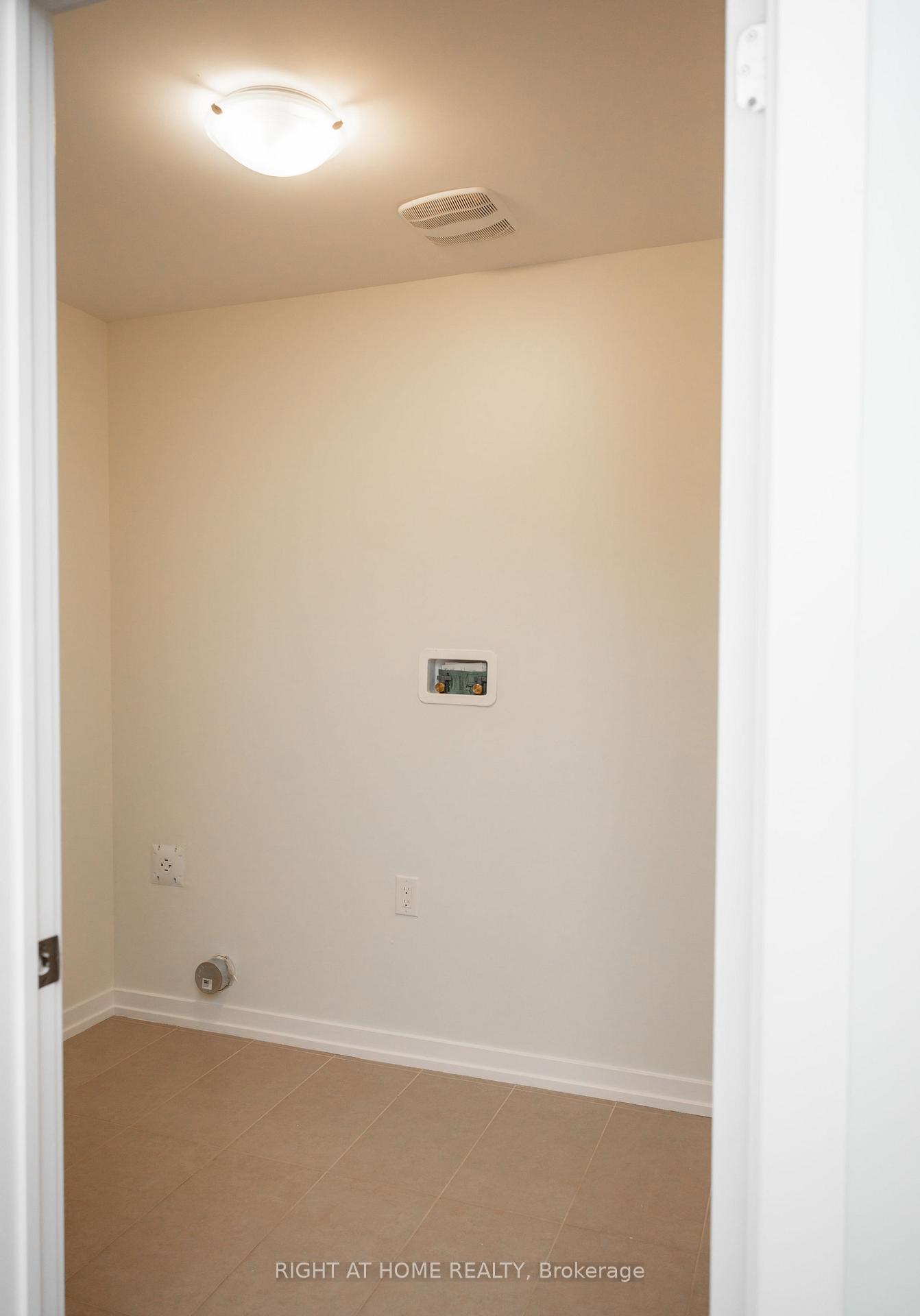 Photo 17 of 51 Bedrock Drive, Hamilton, Stoney Creek Mountain — HOMEH