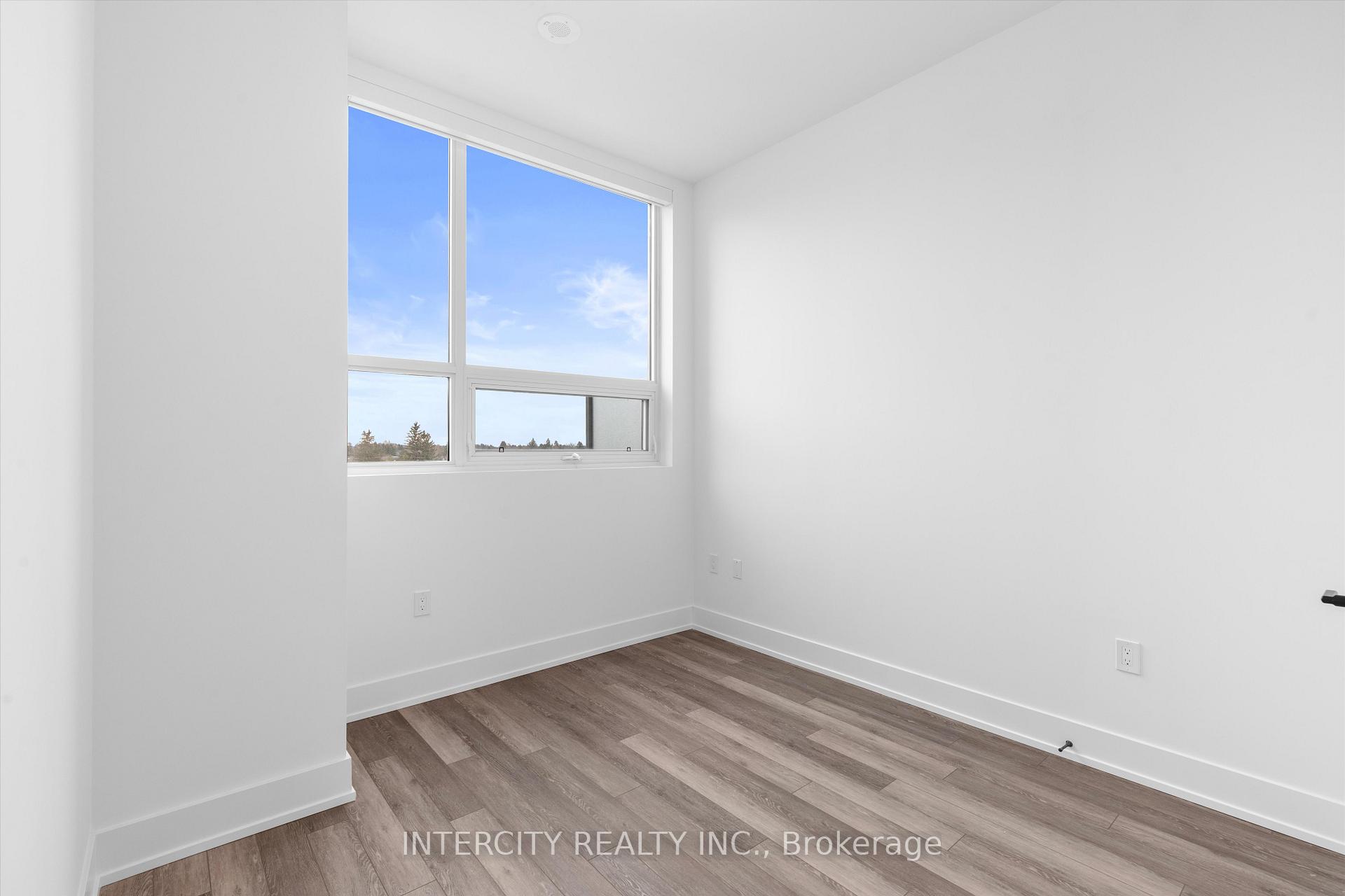 Photo 14 of Unit 601, 2075 King Road, King, King City — HOMEH