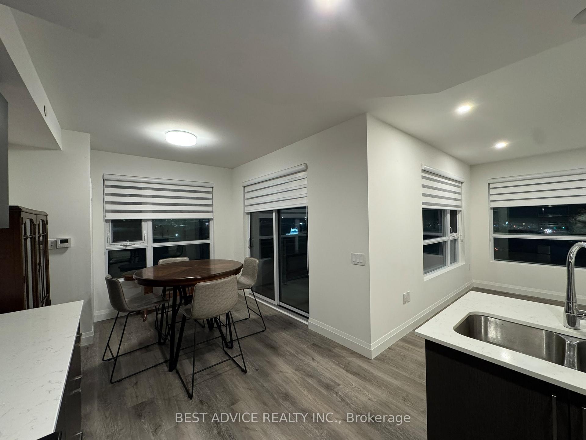 Photo 22 of Unit 817, 58 Lakeside Terrace, Barrie, Little Lake — HOMEH