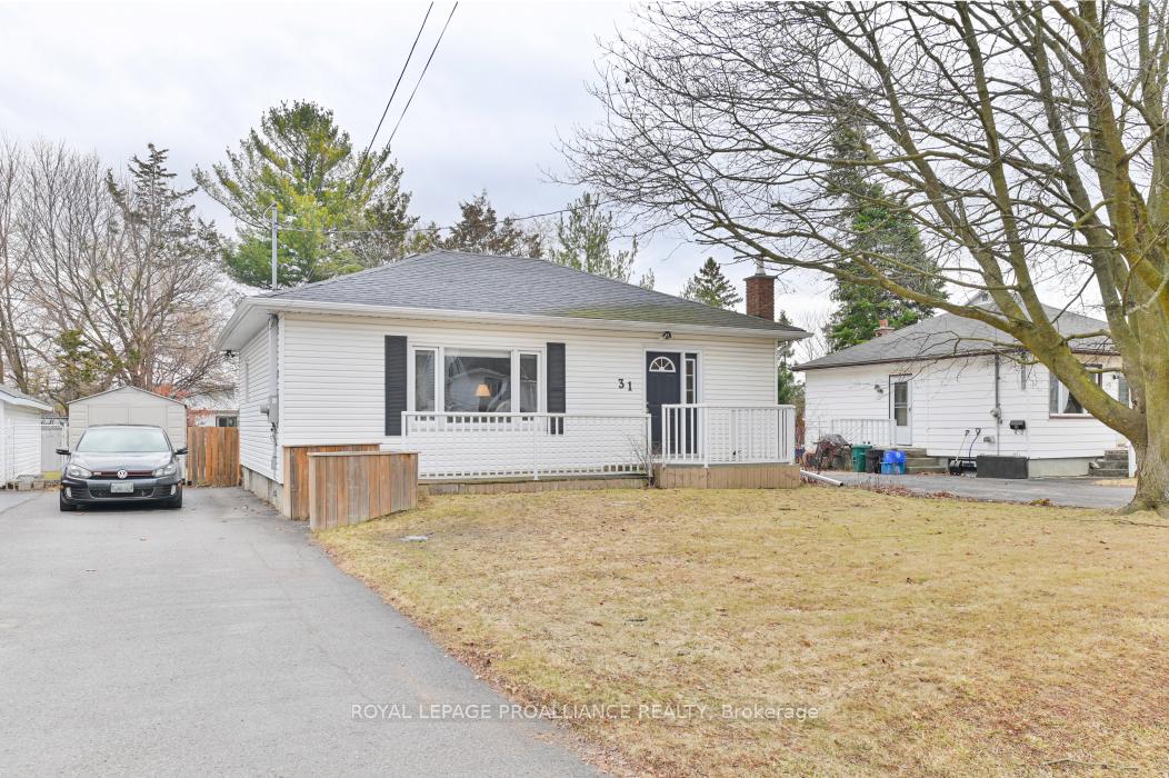 Photo 2 of 31 Lemoine Street, Belleville, Belleville Ward — HOMEH