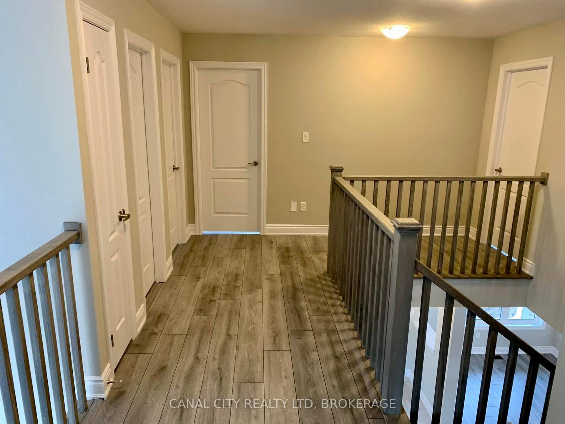 Photo 7 of 10 Venture Way, Thorold, Rolling Meadows — HOMEH
