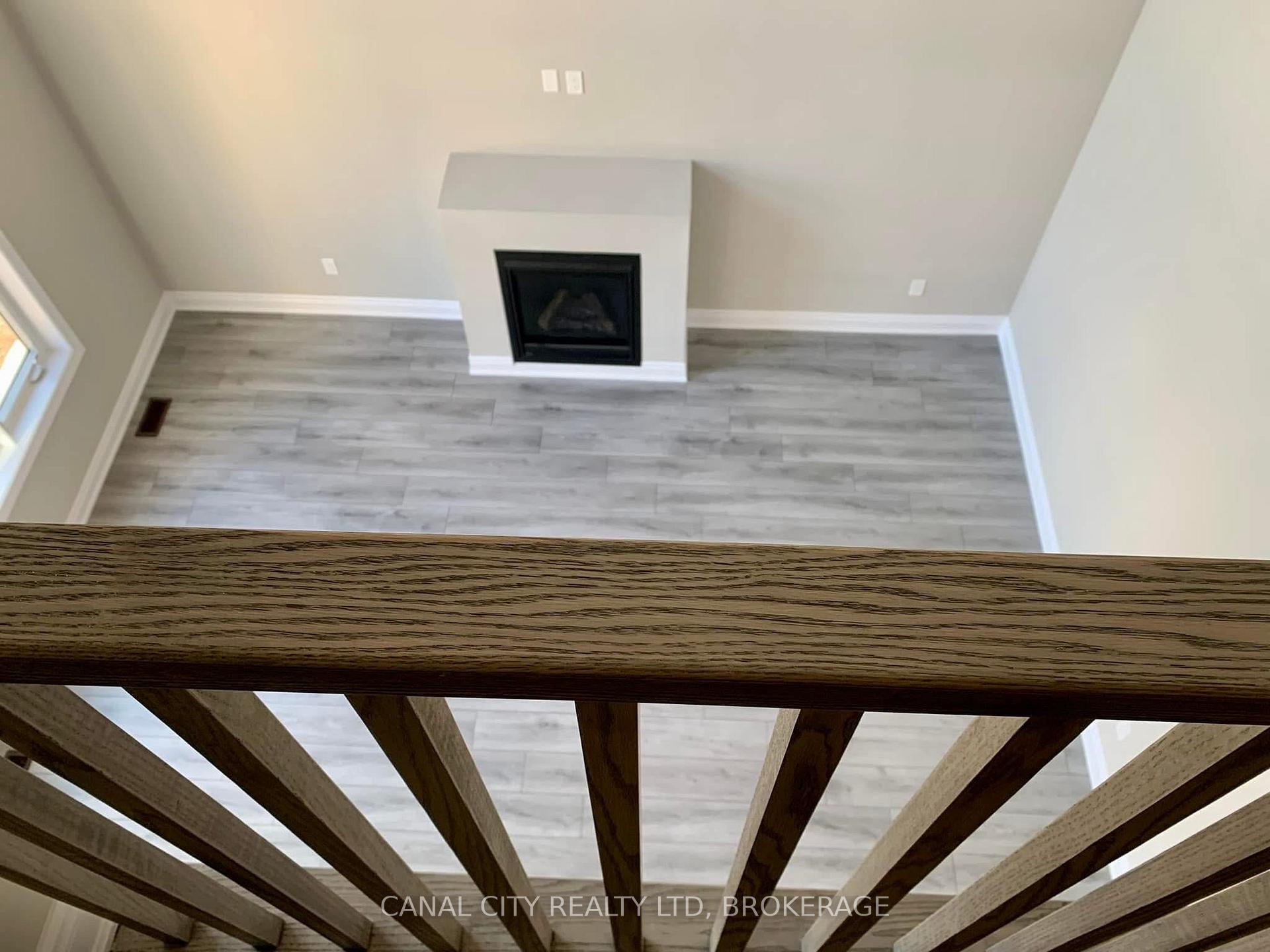 Photo 22 of 10 Venture Way, Thorold, Rolling Meadows — HOMEH